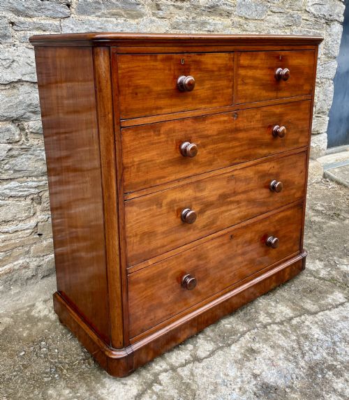 fig 1. Large Victorian Mahogany Chest of Drawers