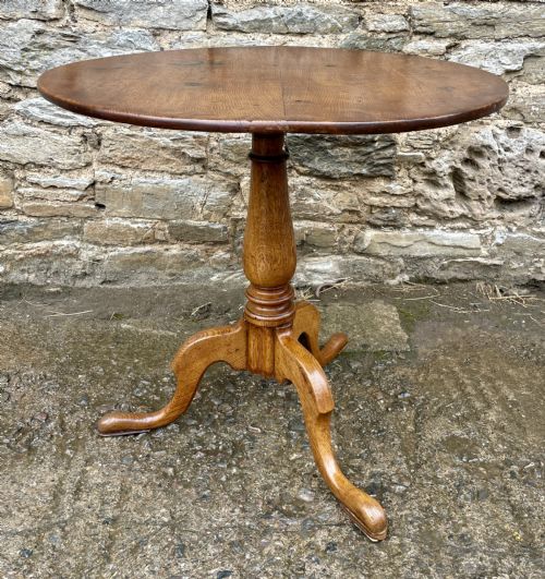 fig 1. Georgian Oak Tilt Top Occasional Table