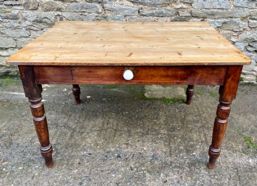 Victorian Pine Farmhouse Table