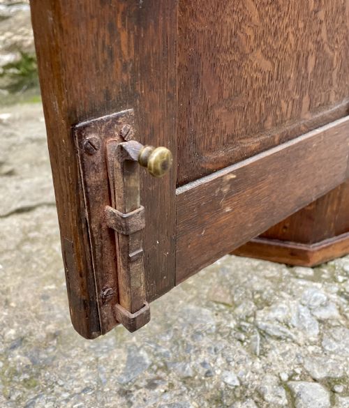 GEORGIAN OAK FLOOR STANDING CORNER CUPBOARD - ADDITIONAL PHOTO 17