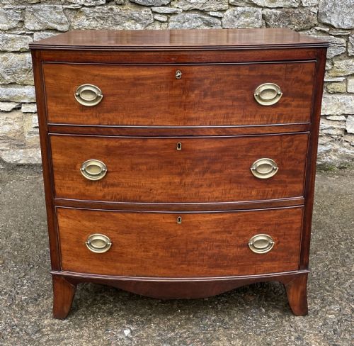Small Georgian Mahogany Bow Front Chest of Drawers