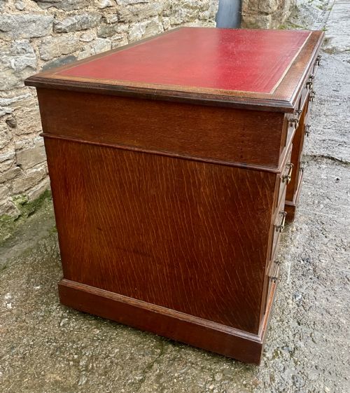 fig 2. Edwardian Oak Pedestal Desk by Maple & Co