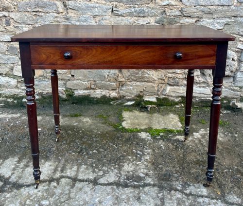 fig 1. Georgian Mahogany Side Table