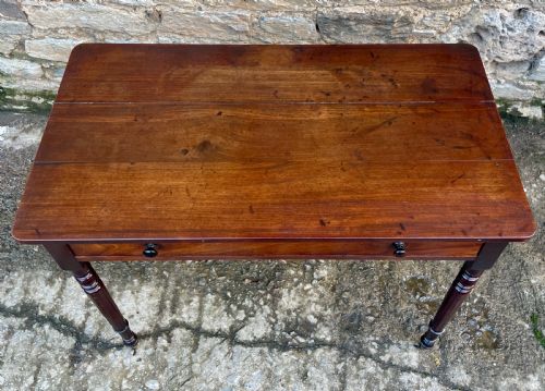 fig 2. Georgian Mahogany Side Table