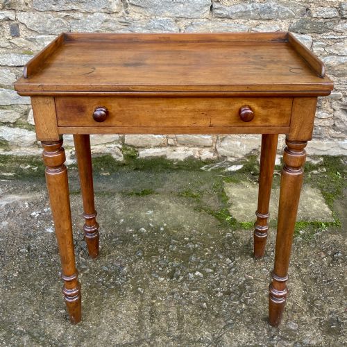Small Victorian Mahogany Side Table