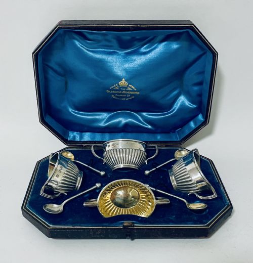 SET OF VICTORIAN SILVER SALTS IN BOX