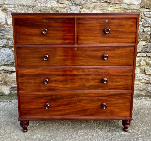 Large Victorian Mahogany Chest of Drawers