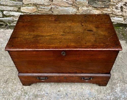 fig 1. 18th Century Oak and Elm Mule Chest