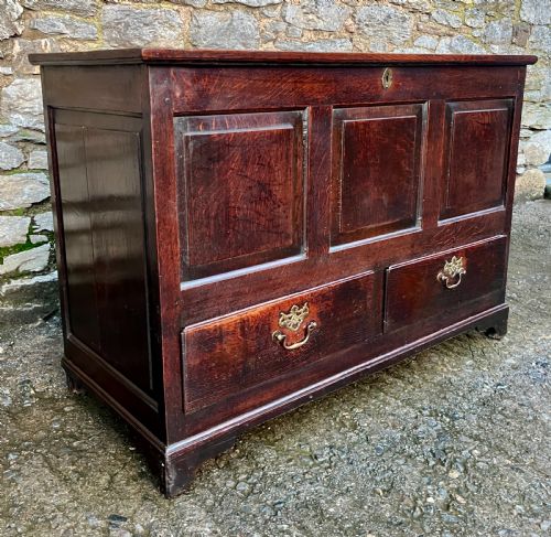 GEORGIAN OAK MULE CHEST - ADDITIONAL PHOTO 3