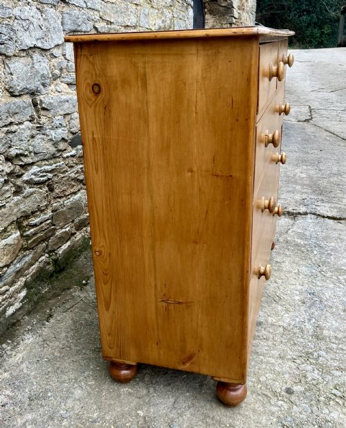 fig 1. Large Victorian Pine Chest of Drawers