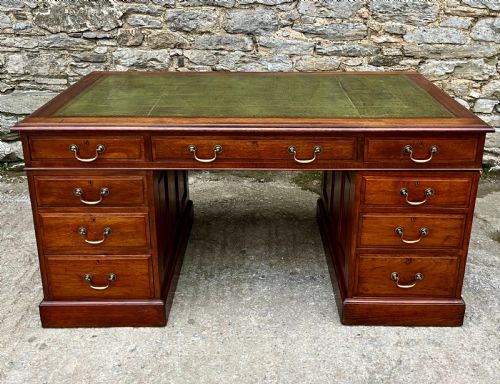 Large Edwardian Mahogany Pedestal Desk