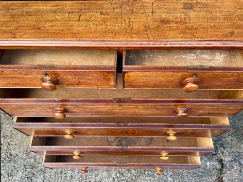 fig 2. ?Large Victorian Oak Chest of Drawers
