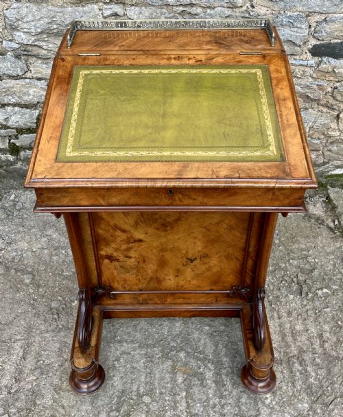 fig 1. Victorian Burr Walnut Davenport