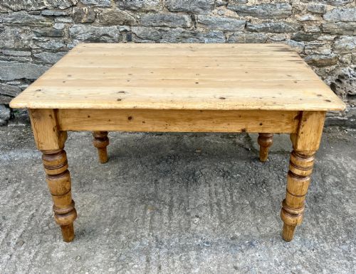 Victorian Pine Farmhouse Table
