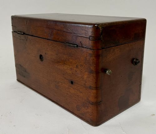 fig 3. Victorian Electric Shock Machine
