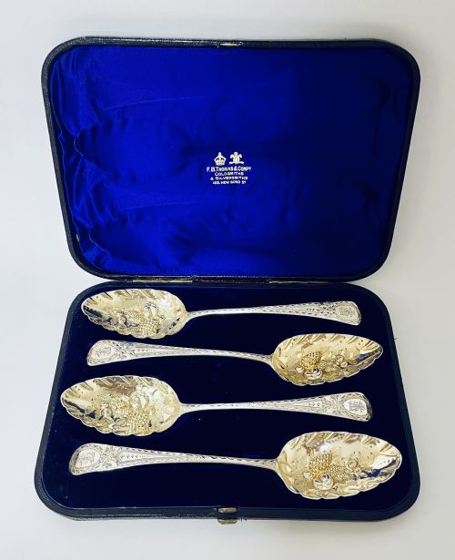 fig 1. 4 x Georgian Silver Berry Spoons