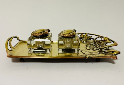 fig 1. Art Nouveau Brass Geschutzt Desk Stand