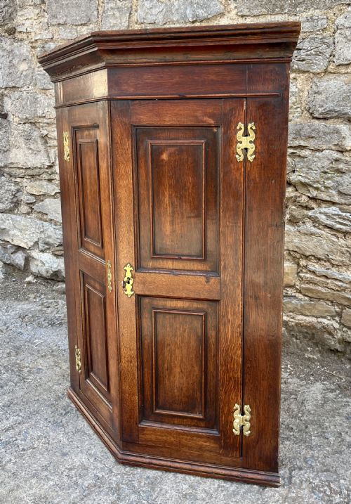 GEORGIAN OAK HANGING CORNER CUPBOARD - ADDITIONAL PHOTO 6