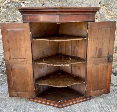GEORGIAN OAK HANGING CORNER CUPBOARD - ADDITIONAL PHOTO 7