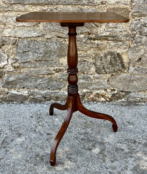 fig 1. Georgian Mahogany Wine Table