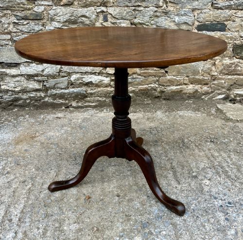 fig 1. Georgian Oak Tilt Top Table