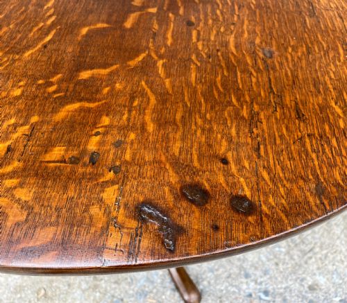 fig 2. Georgian Oak Tilt Top Table