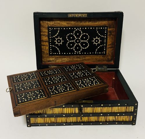 fig 1. Anglo-Indian Porcupine Quill Box
