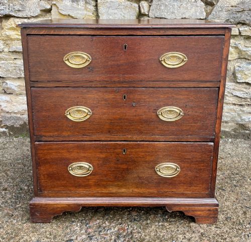 fig 1. ?Small Georgian Oak Chest of Drawers