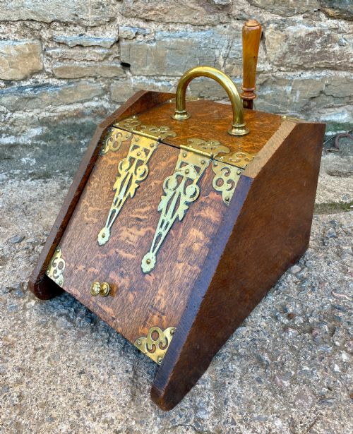 Edwardian Oak Coal Scuttle