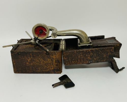 Peter Pan Portable Picnic Gramophone