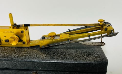 fig 2. Antique Victorian Sphygmographe de Marey