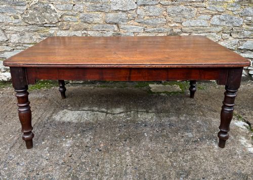 fig 1. Victorian Oak Dining Table