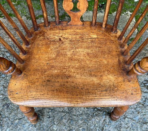 fig 1. Antique Elm Windsor Chair