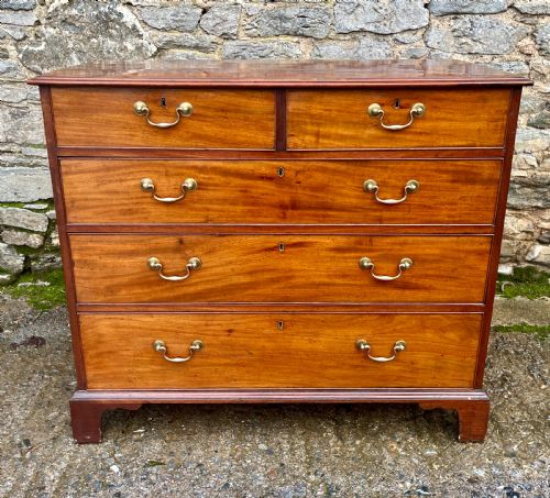 fig 1. Georgian Mahogany Chest of Drawers