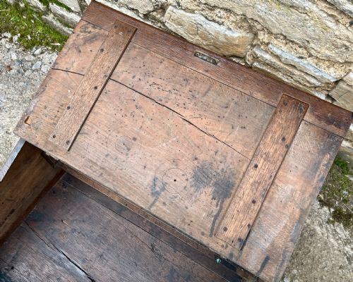 17TH CENTURY OAK DESK BOX - ADDITIONAL PHOTO 8