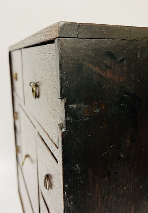 18TH CENTURY GEORGIAN OAK SPICE CABINET - ADDITIONAL PHOTO 6