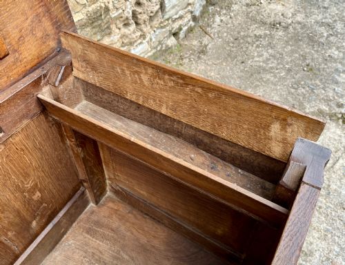 18TH CENTURY OAK PANELLED COFFER - ADDITIONAL PHOTO 11