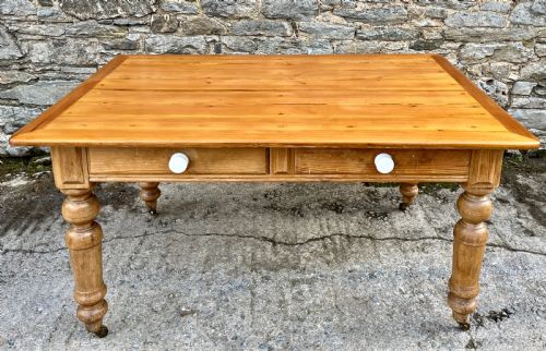 LARGE VICTORIAN PINE FARMHOUSE TABLE