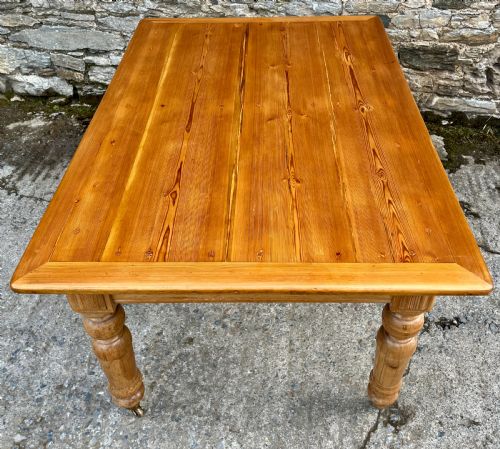 LARGE VICTORIAN PINE FARMHOUSE TABLE - ADDITIONAL PHOTO 11