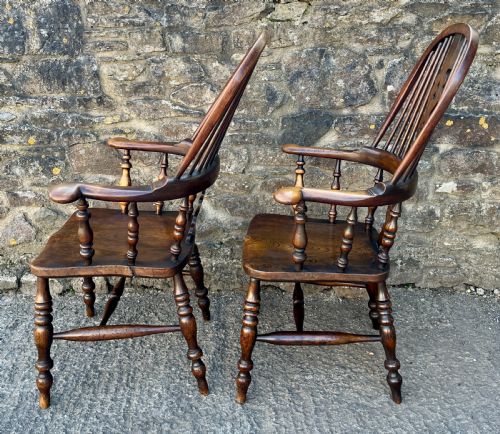 PAIR OF ANTIQUE BROAD ARM WINDSOR CHAIRS - ADDITIONAL PHOTO 7
