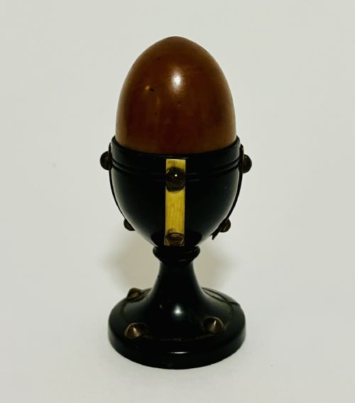 Antique Treen Thimble Holder