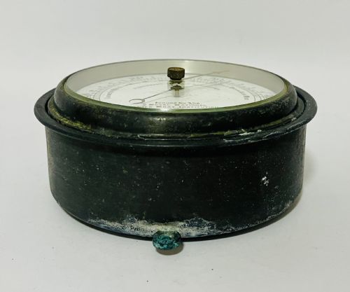 fig 2. Victorian RNLI Fisherman’s Aneroid Barometer