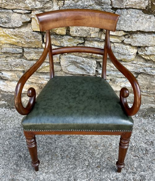 VICTORIAN MAHOGANY SCROLL ARM CARVER CHAIR - ADDITIONAL PHOTO 1