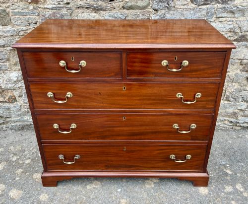 fig 2. Georgian Mahogany Chest of Drawers