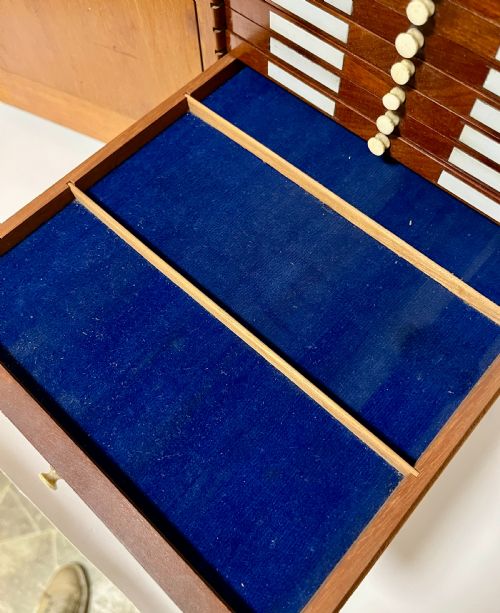 ANTIQUE MICROSCOPE SLIDE CABINET - ADDITIONAL PHOTO 2
