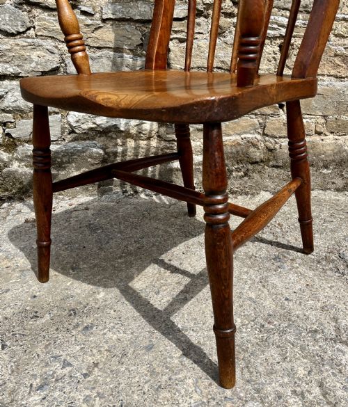 ANTIQUE WINDSOR FARMHOUSE CHAIR - ADDITIONAL PHOTO 3