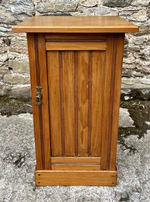 fig 1. Edwardian Satin Walnut Pot Cupboard