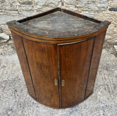 GEORGIAN MAHOGANY HANGING CORNER CUPBOARD - ADDITIONAL PHOTO 1