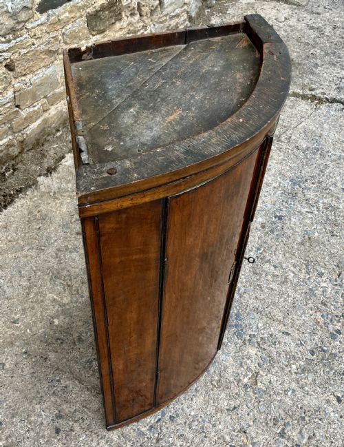 GEORGIAN MAHOGANY HANGING CORNER CUPBOARD - ADDITIONAL PHOTO 4