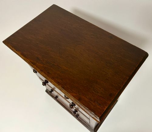 ANTIQUE MINIATURE OAK TABLETOP CHEST OF DRAWERS - ADDITIONAL PHOTO 9